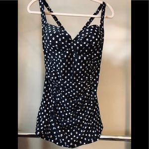 Torrid Bathing Black Suit Top w skulls size 2
